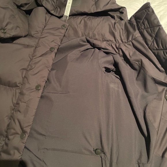 Brand New lululemon Wunder Puff Long Jacket Black Size 4 (tags on) - Picture 7 of 7